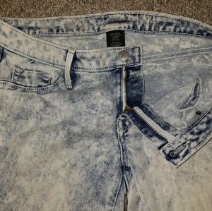 Women's Mossimo Light Bleach-Dyed 90s Retro  Straight Leg Ankle Boot Denim Jeans